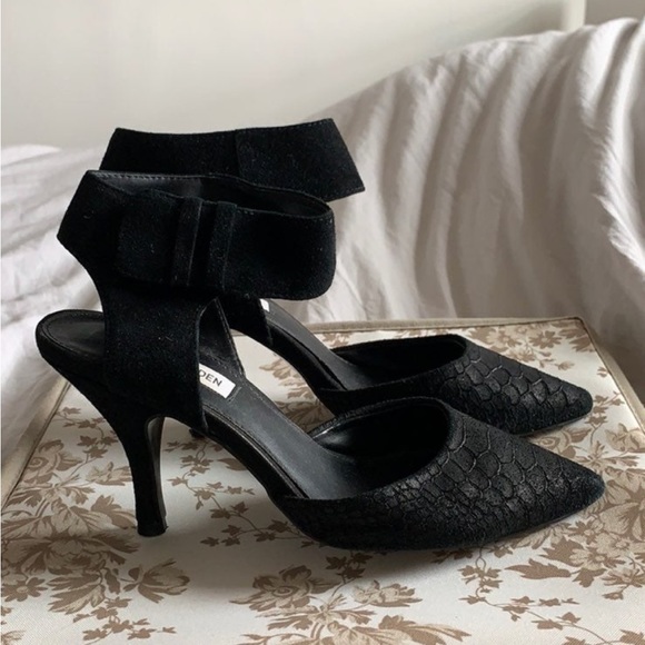 Steve Madden Kitten Heal Pumps - Picture 2 of 4